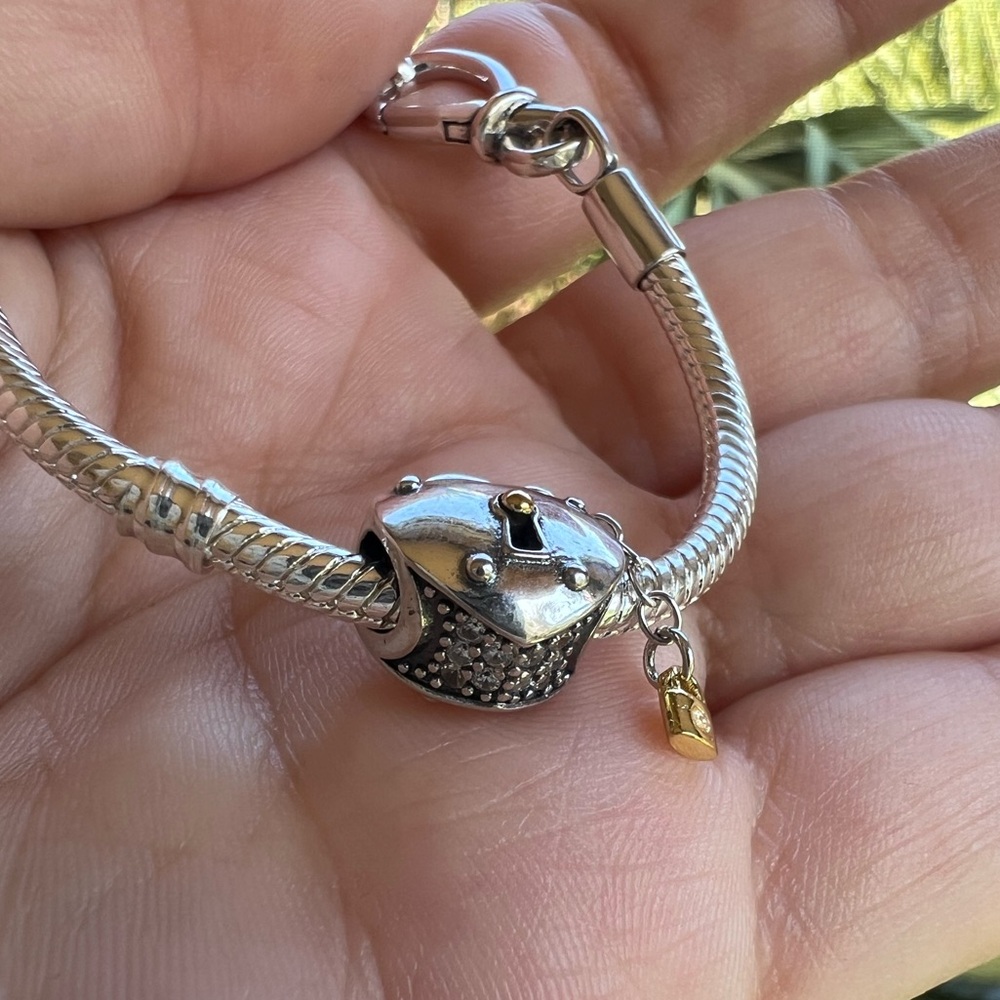 Two-Tone Heart Padlock & Key Charm - Picture 14 of 16